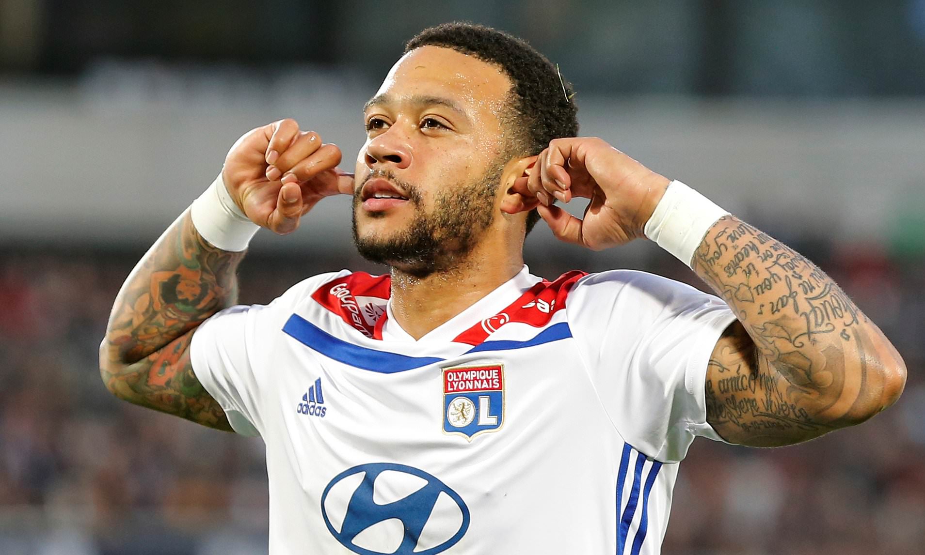 Memphis Depay CONFIRMS he is close to joining Barcelona on a free